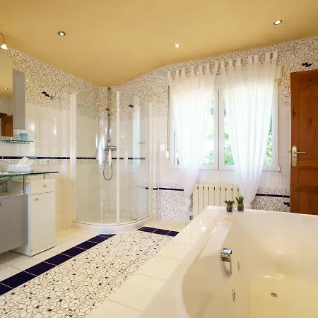 Bellevue By Interhome *